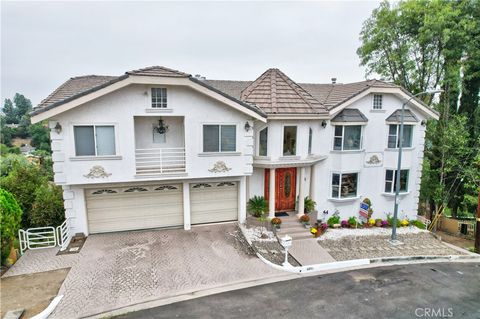 A home in Woodland Hills