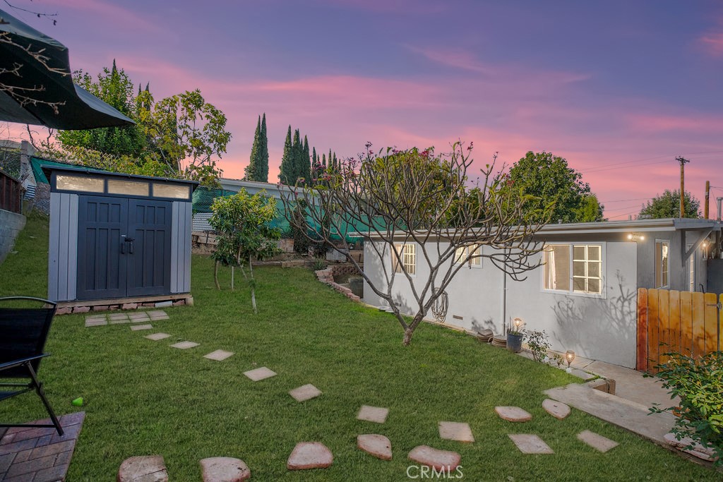1010 E Graves Avenue