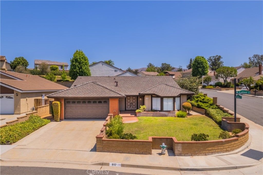 listing image 130720046743332453512