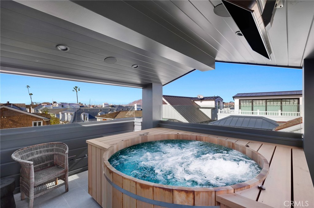 Balboa Peninsula Point (BLPP) - Residential