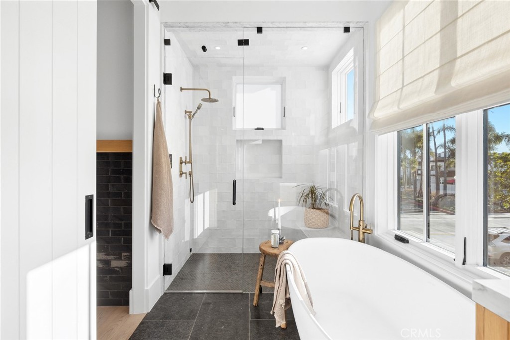 Balboa Peninsula Point (BLPP) - Residential