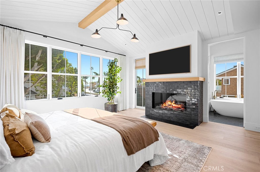 Balboa Peninsula Point (BLPP) - Residential