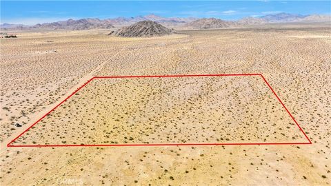 Photo of 0 Near Northside, Lucerne Valley, CA 92356 (MLS # HD25077752) Photo of 0 Near Northside, Lucerne Valley, CA 92356 (MLS # HD25077752)