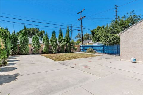 A home in North Hollywood