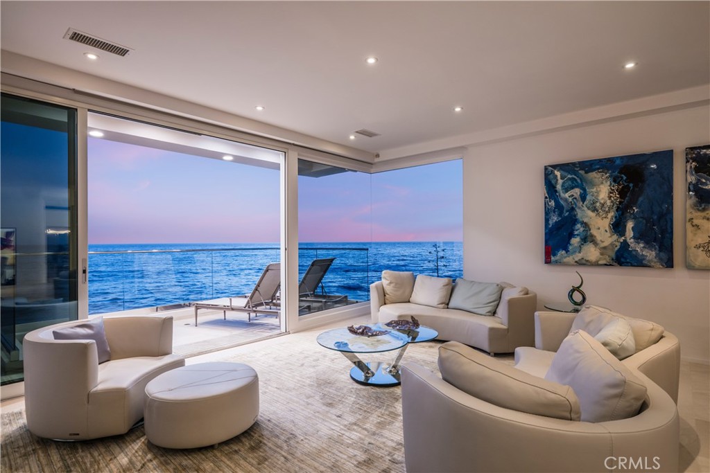Ocean Vista Custom (OV) - Residential
