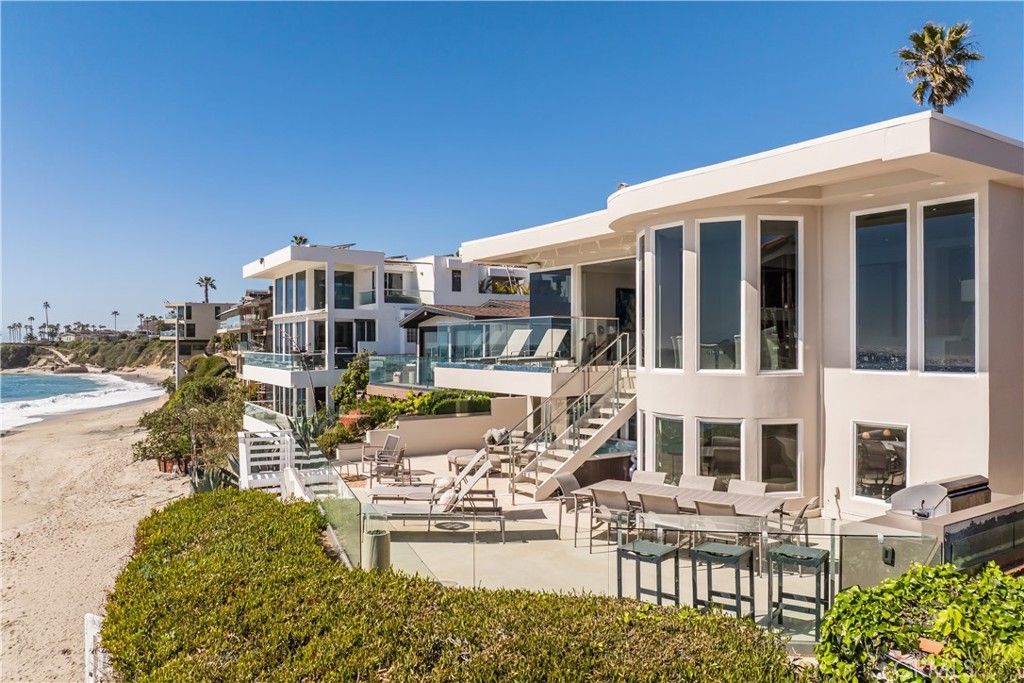 Photo of 31091 Coast Highway, Laguna Beach, CA 92651 (MLS # LG25073824)