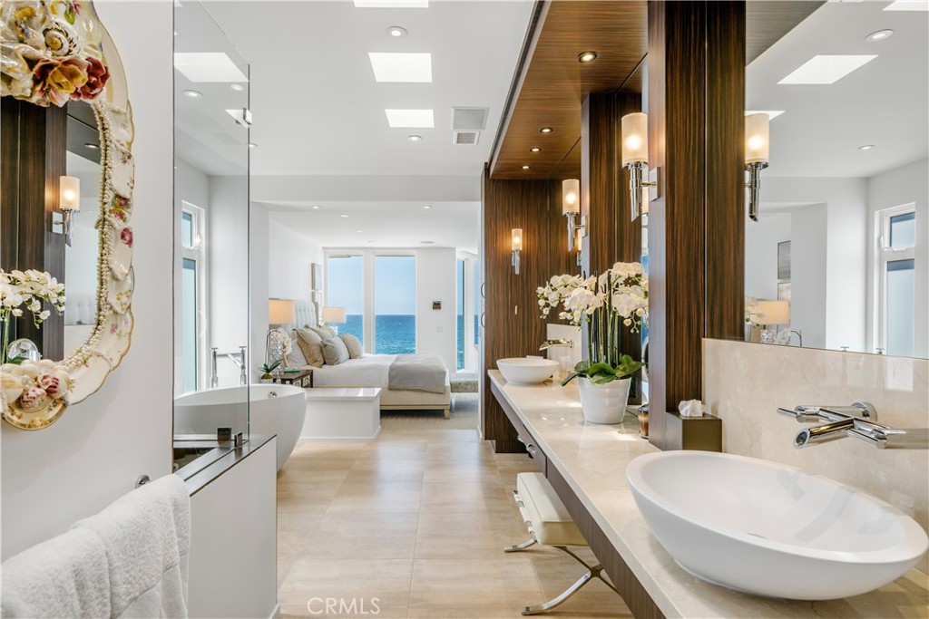 Ocean Vista Custom (OV) - Residential