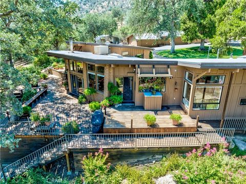 A home in North Fork