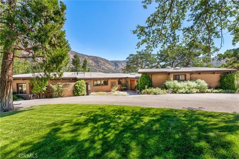 A home in North Fork