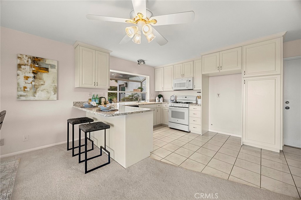 2424 Camino Rey