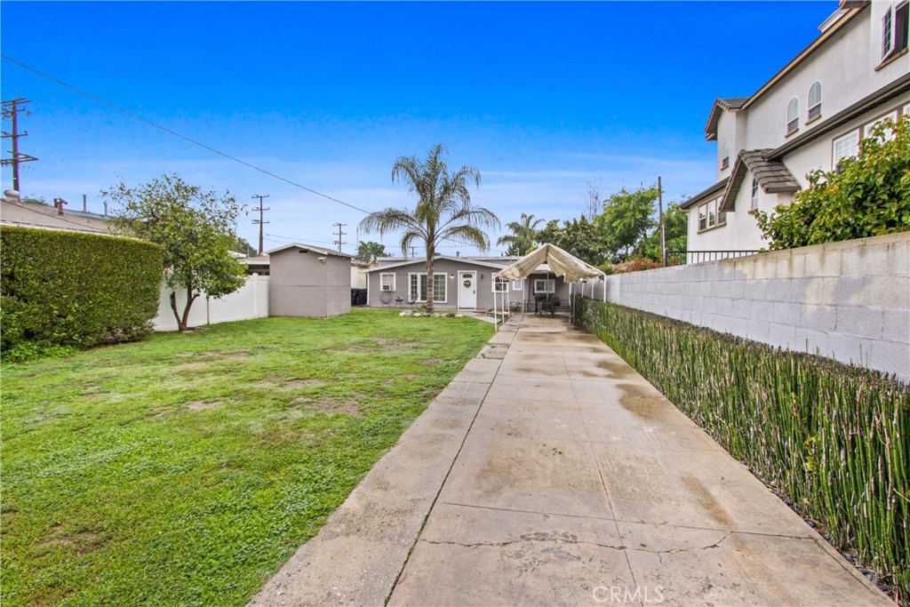 12152 Rosecrans Avenue