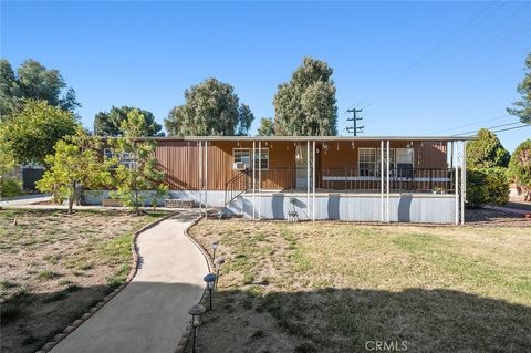 A home in Lake Elsinore