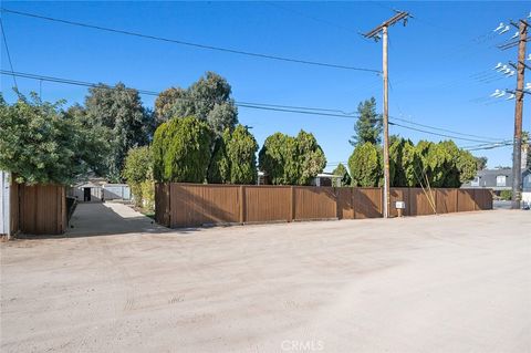 A home in Lake Elsinore