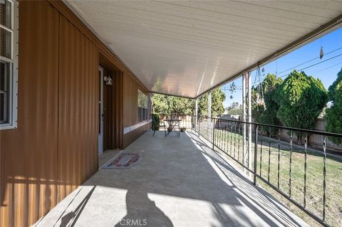 A home in Lake Elsinore
