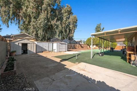 A home in Lake Elsinore