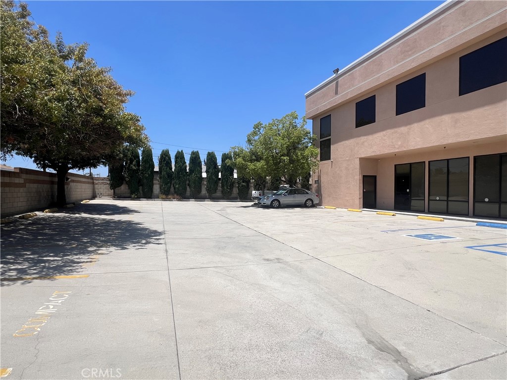 1305 SAN GABRIEL BLVD
