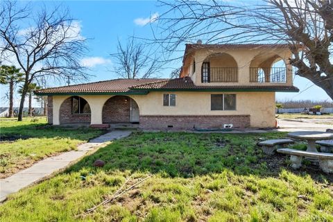 A home in Madera