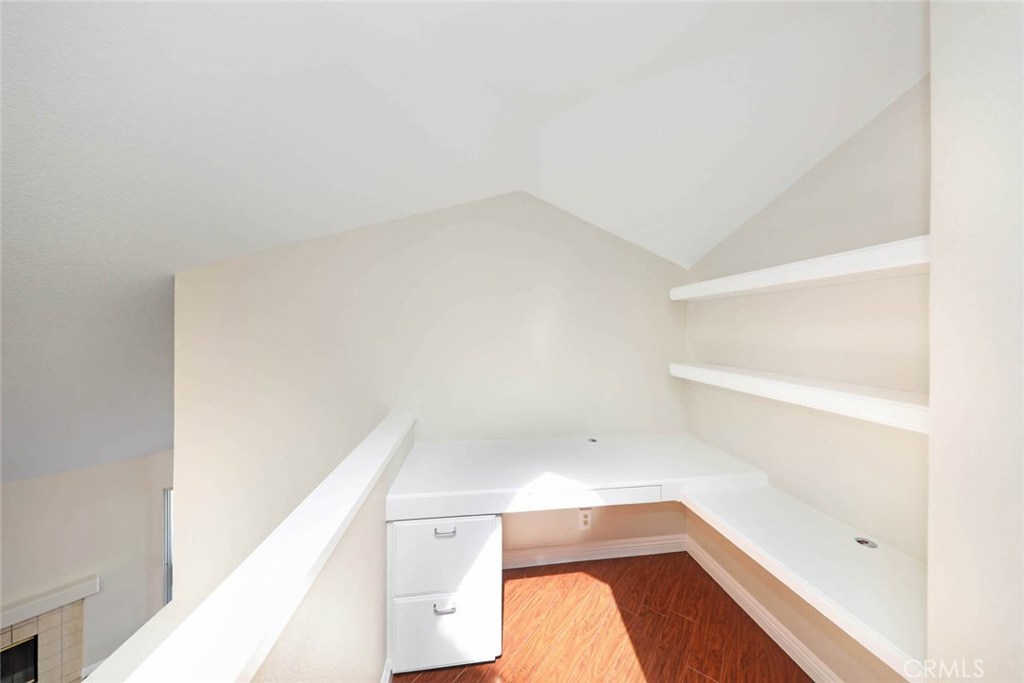 Oxford Court (OC) - Residential Lease