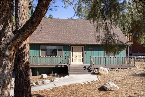 A home in Pine Mountain Club