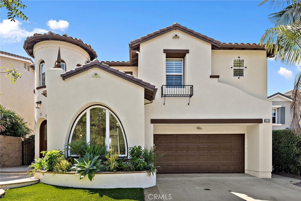 1206 Vista Jardin