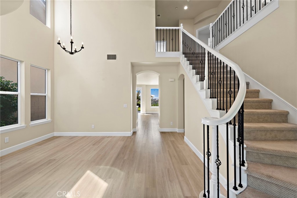 1206 Vista Jardin