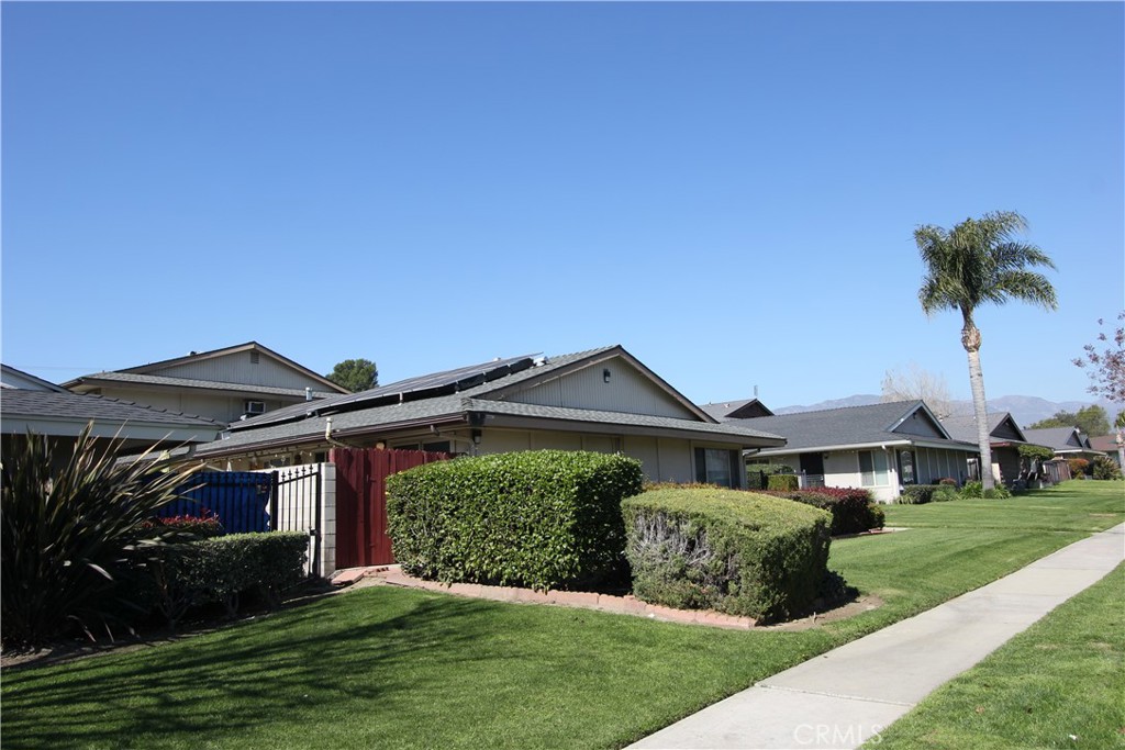 227 N Vallejo Way
