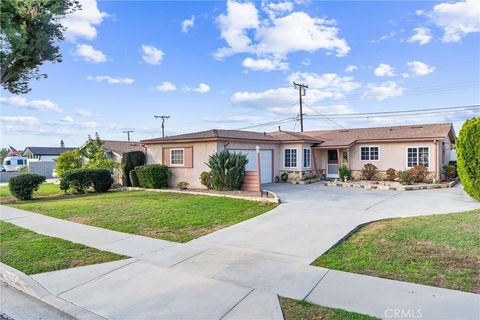 A home in La Mirada