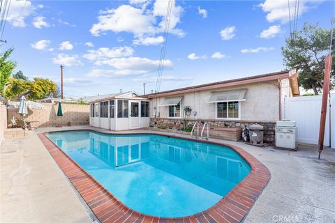 A home in La Mirada