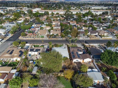 A home in Arleta