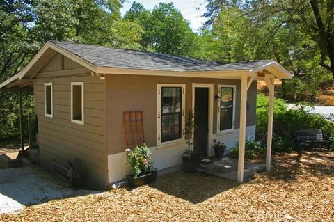 A home in Crestline