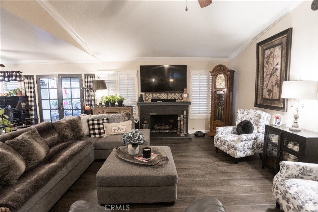 3019 N Rippling Creek Drive