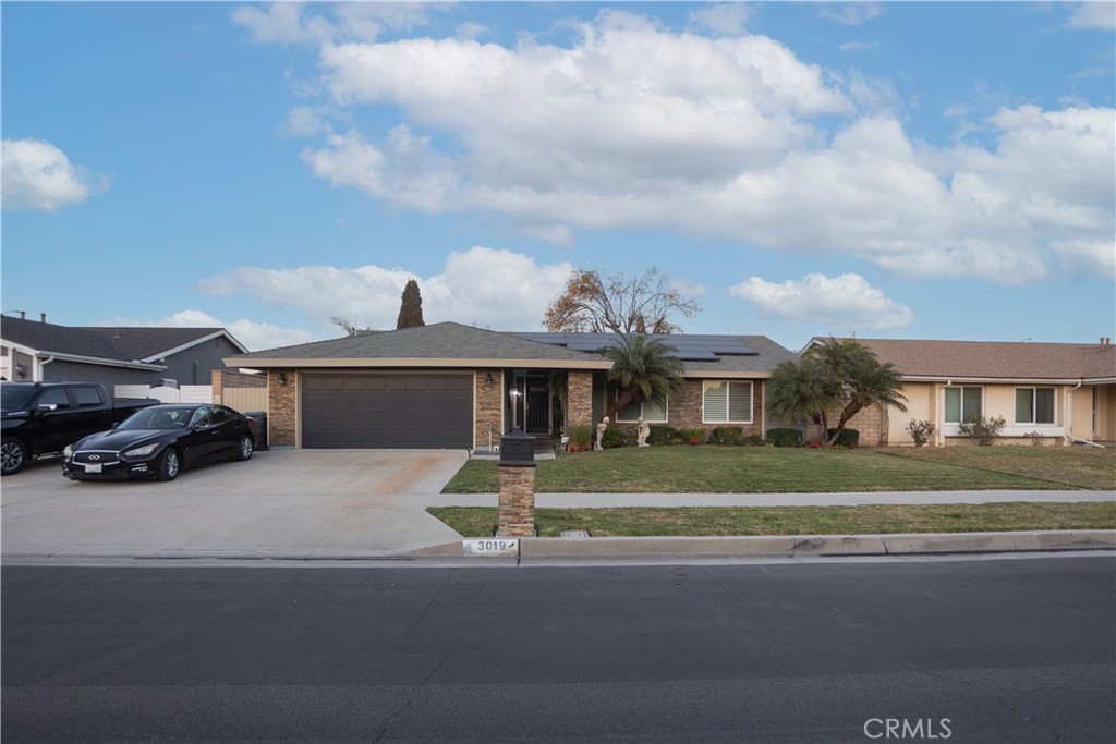 3019 N Rippling Creek Drive