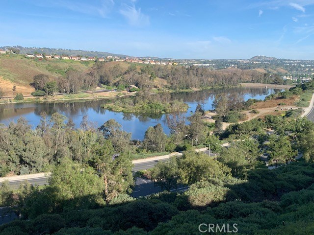 Spectacular, panoramic lake views, along with breathtaking sunset views, you will truly have it all when you move in to this beautiful, turnkey home. Featuring 2 bedrooms, plus a large loft with a 3/4 ensuite bathroom, perfect for an office, playroom, guest room or even a third bedroom! New paint and carpet throughout this immaculate, light and bright townhome, Water and trash are included in the monthly rent! Indoor laundry room with a full size washer/dryer and refrigerator in kitchen are included with the unit (without warranties). Relax and enjoy the amazing lake views on the large patio off of the dining room and master suite. There is a 1 car direct access garage and parking by permit in the community spaces. Great location in Laguna Niguel, close to shopping, restaurants, easy access to the Toll Road and freeway and just down the street from our World Famous Beaches here in South Orange County!
New microwave in the kitchen and recently replaced stove and dishwasher, master bathroom remodeled with new LED canned lights and new toilet. The a/c was just recharged and blows ice cold, dryer vent just cleaned and new air filters installed. Unit and all windows have been professionally cleaned.