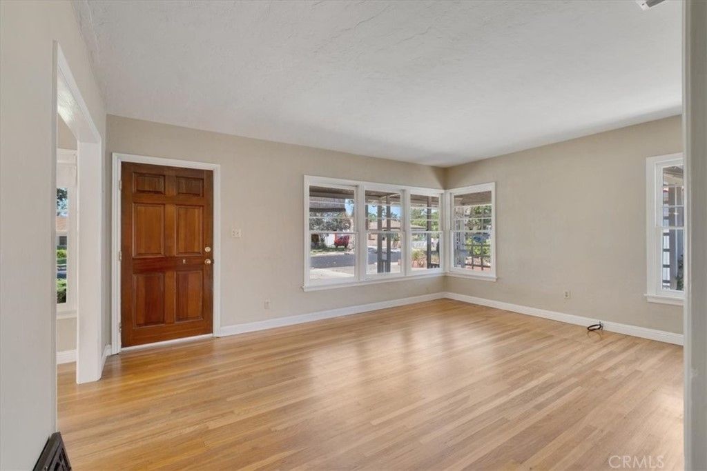 listing image 130722026928626742471
