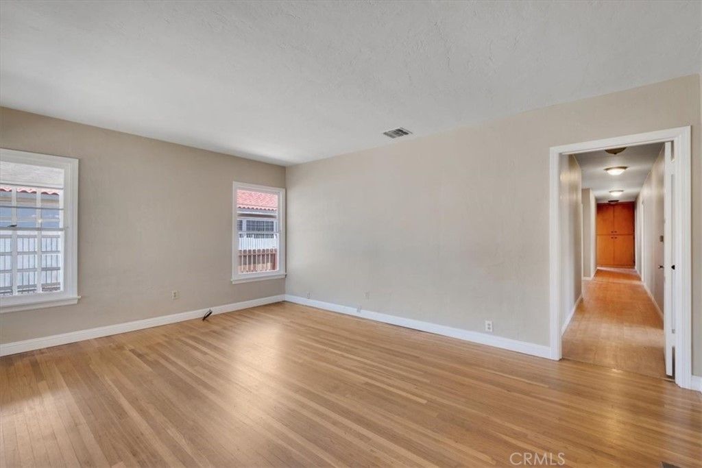 listing image 130721803749147714738