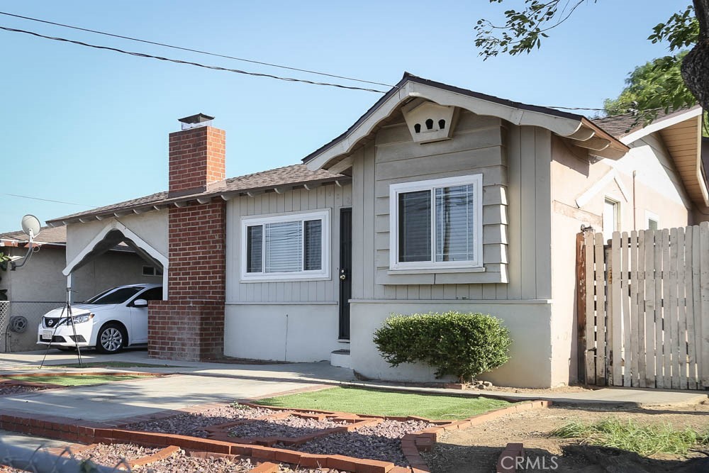 Photo 3 of 41 of 1420 Pleasant View Avenue house