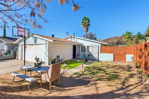 A home in Lake Elsinore