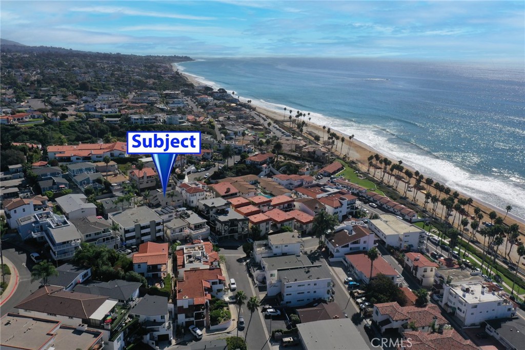 514 Avenida Victoria