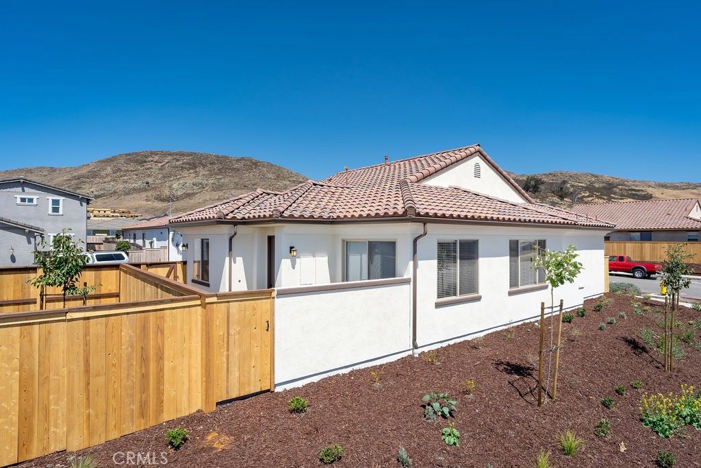 listing image 130720999146198698714