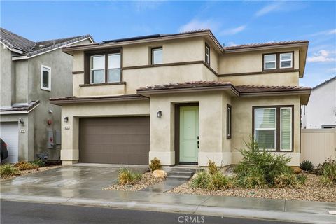 Photo of 18215 Astro Court, Saugus, CA 91350 (MLS # SR23002487)