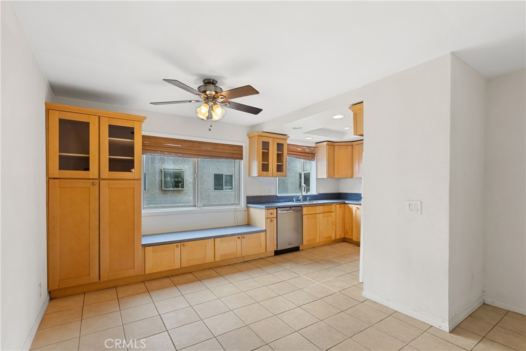 Photo 10 of 31 of 27654 Ironstone Drive 2 townhome
