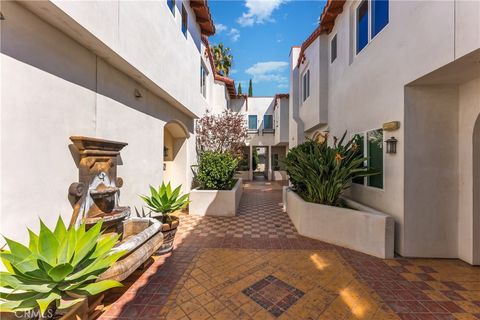 A home in Studio City