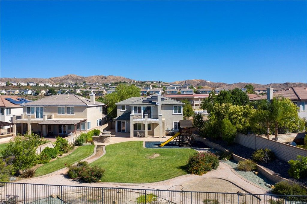 listing image 130729599524713889328