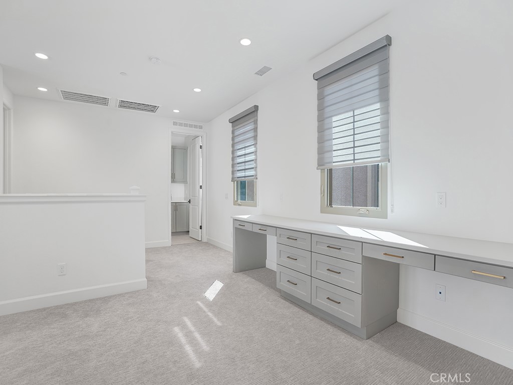 ,Palermo - Residential Lease