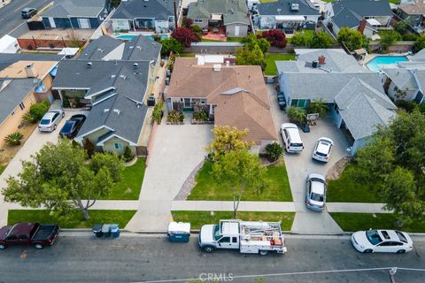 A home in Bellflower