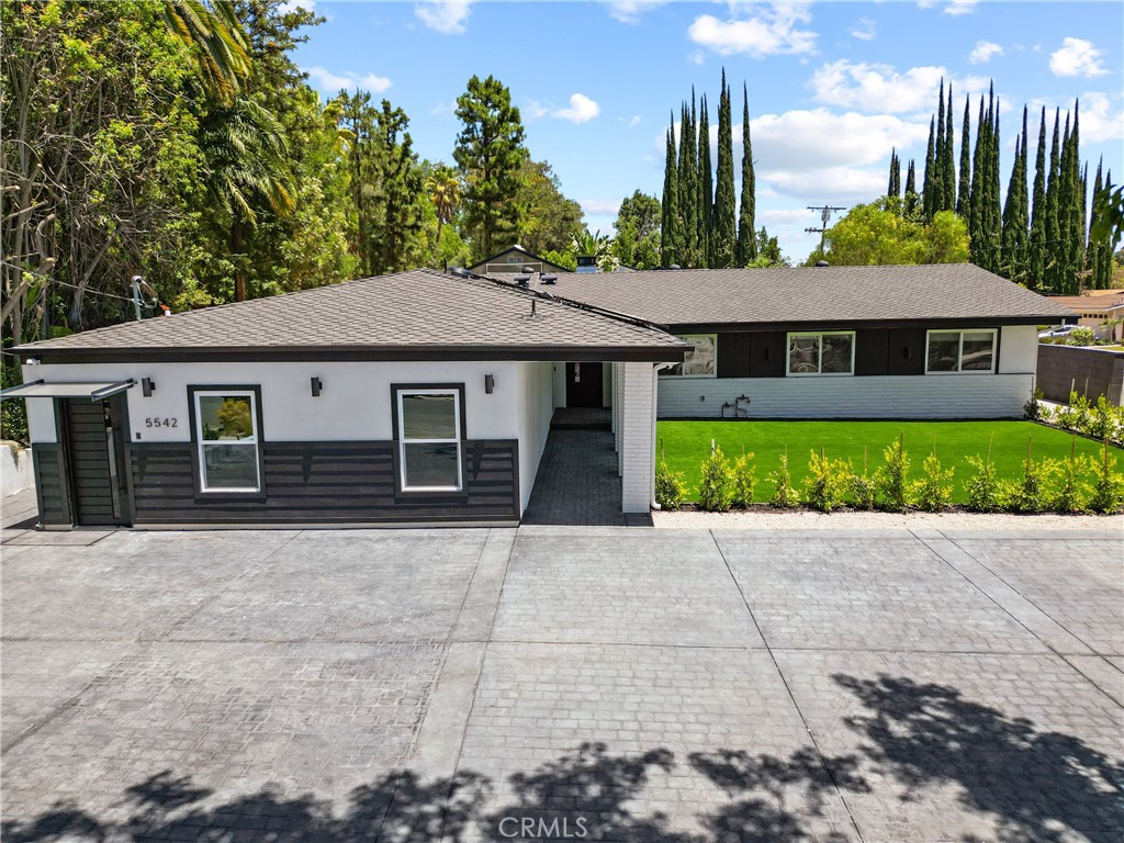 5540 Franrivers Avenue