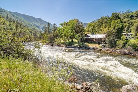 Photo of 10049 Incline Road, El Portal, CA 95318 (MLS # MP24089092)