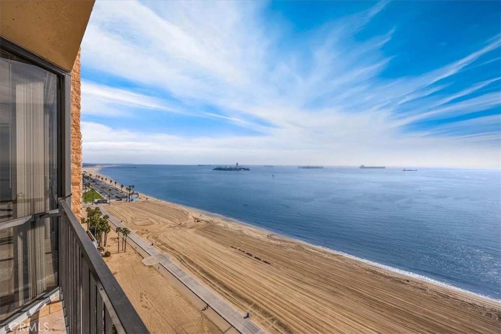 1750 E Ocean Boulevard 1510