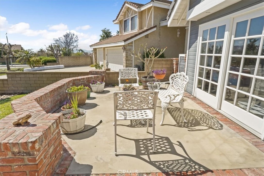 1977 Birkdale Avenue