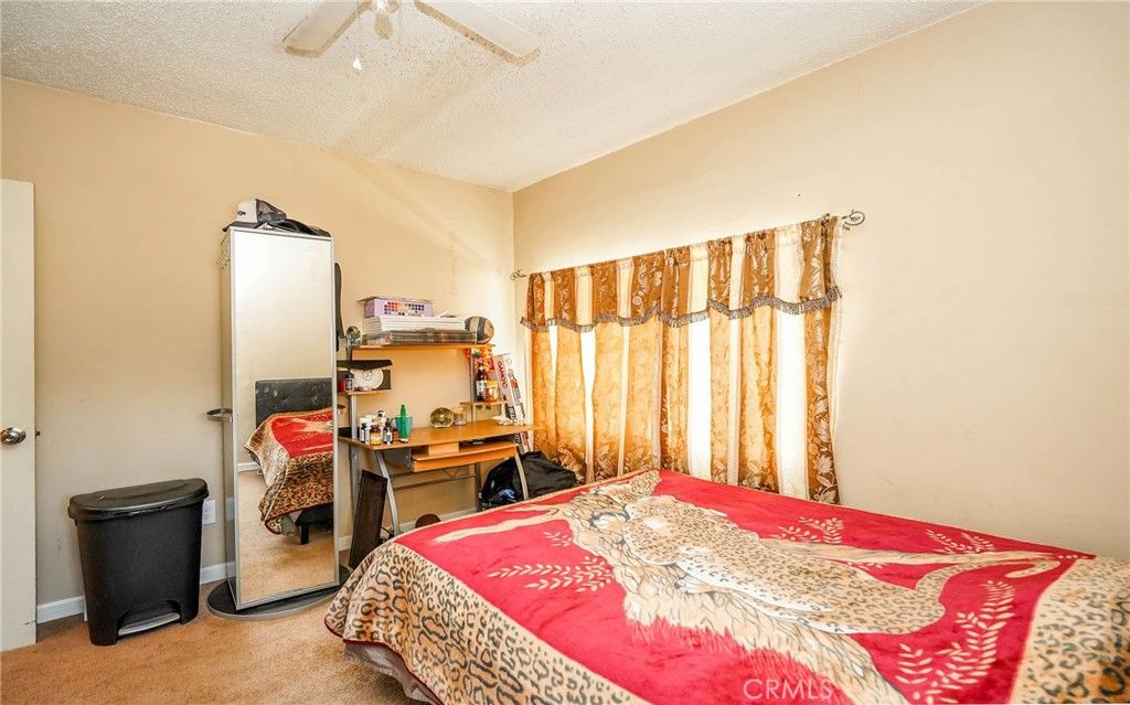 listing image 130723048605653810059